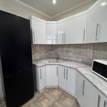 Сдается 1-комнатная квартира, 41,5 м²