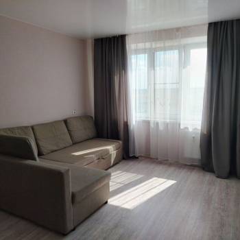 Продается 1-комнатная квартира, 39 м²