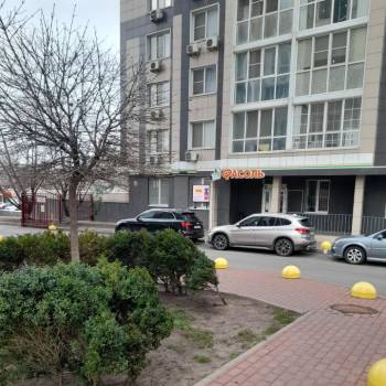 Сдается 1-комнатная квартира, 40 м²