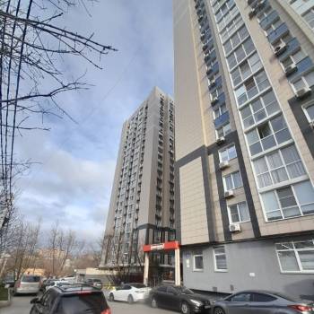 Сдается 1-комнатная квартира, 40 м²