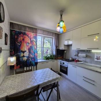 Продается 3-х комнатная квартира, 59,7 м²