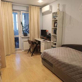 Сдается Многокомнатная квартира, 64 м²