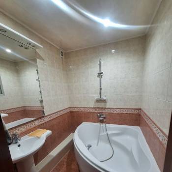 Сдается 1-комнатная квартира, 45 м²