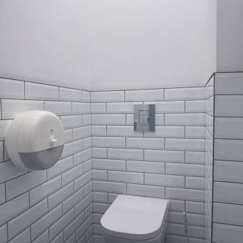 Сдается Нежилое помещение, 183 м²