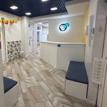 Сдается Нежилое помещение, 183 м²