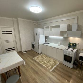 Сдается 2-х комнатная квартира, 65 м²