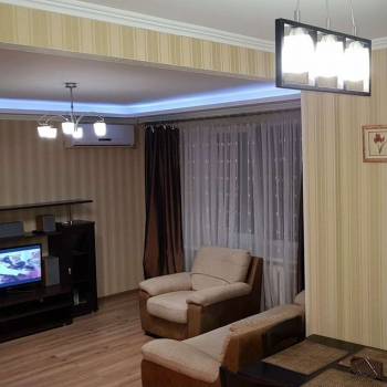 Сдается 1-комнатная квартира, 49 м²