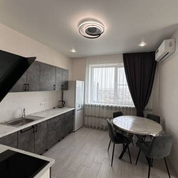 Сдается 2-х комнатная квартира, 50 м²