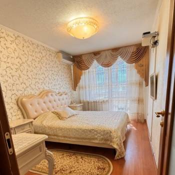 Сдается Многокомнатная квартира, 65 м²