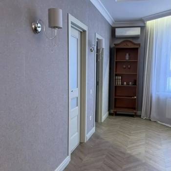 Сдается Многокомнатная квартира, 70 м²