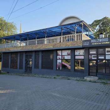 Сдается Нежилое помещение, 600 м²