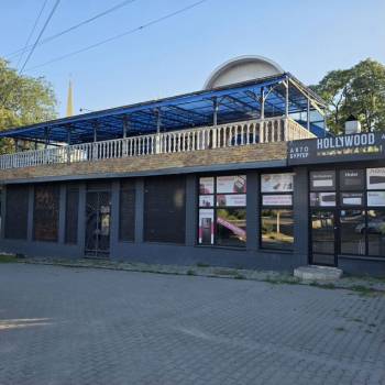 Сдается Нежилое помещение, 600 м²