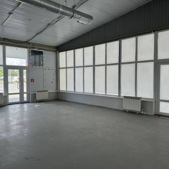 Сдается Нежилое помещение, 120 м²