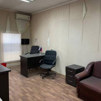 Сдается Нежилое помещение, 176 м²