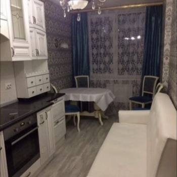 Сдается 1-комнатная квартира, 44 м²
