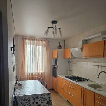 Сдается Многокомнатная квартира, 58 м²