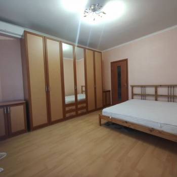 Сдается Многокомнатная квартира, 98 м²