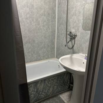 Сдается Многокомнатная квартира, 64 м²
