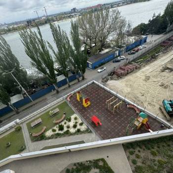 Продается 1-комнатная квартира, 37 м²