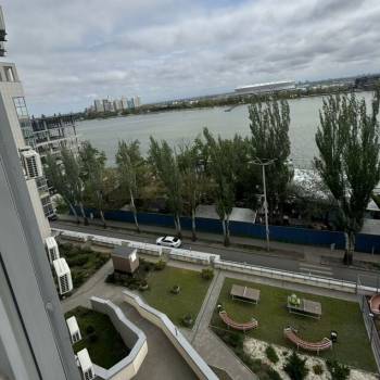 Продается 1-комнатная квартира, 37 м²