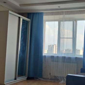Сдается 1-комнатная квартира, 50 м²