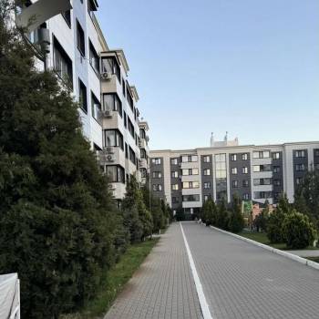 Продается 1-комнатная квартира, 41 м²