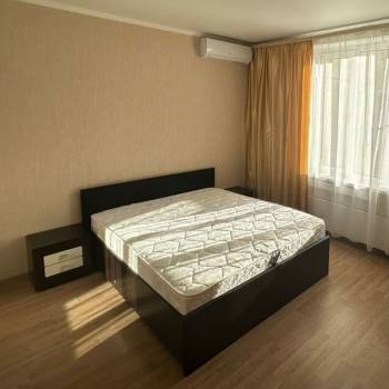 Сдается 2-х комнатная квартира, 55 м²