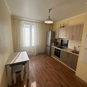 Сдается 2-х комнатная квартира, 55 м²