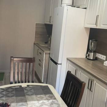 Продается 1-комнатная квартира, 35,8 м²
