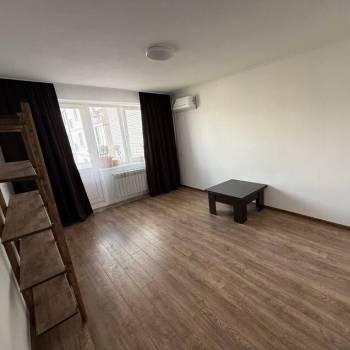 Продается 2-х комнатная квартира, 54 м²