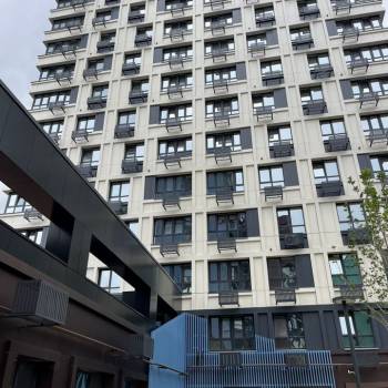 Продается 1-комнатная квартира, 40,8 м²