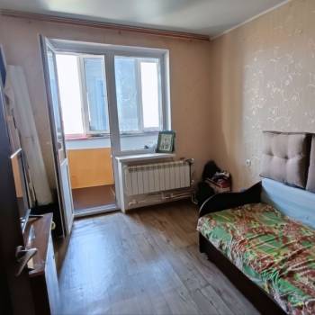 Продается 1-комнатная квартира, 37 м²