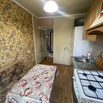 Сдается Многокомнатная квартира, 64 м²