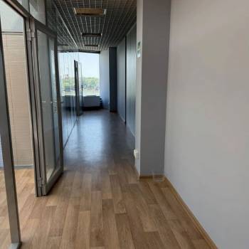 Сдается Нежилое помещение, 105 м²