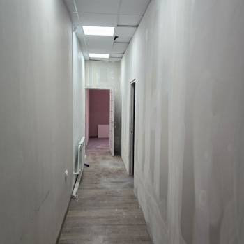 Сдается Нежилое помещение, 18 м²
