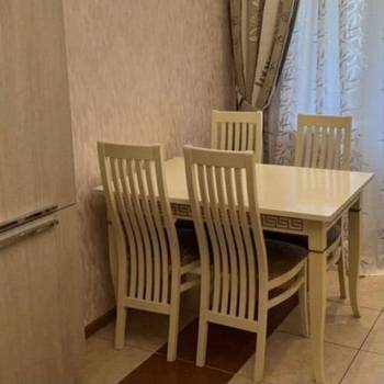 Сдается 1-комнатная квартира, 52 м²