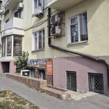 Сдается Нежилое помещение, 84 м²
