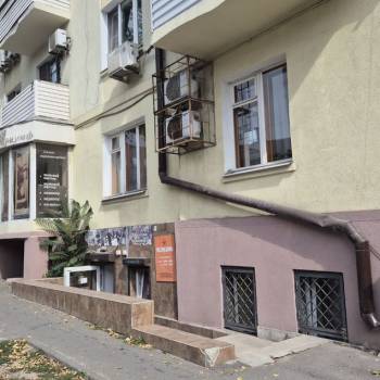 Сдается Нежилое помещение, 84 м²