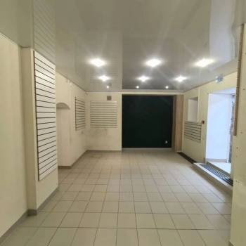 Сдается Нежилое помещение, 84 м²