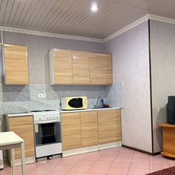 Сдается 1-комнатная квартира, 35 м²