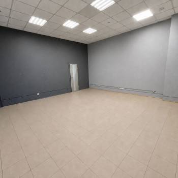 Сдается Нежилое помещение, 445 м²