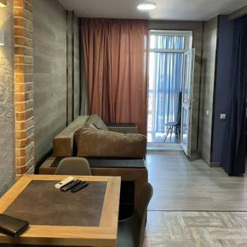 Сдается 1-комнатная квартира, 37 м²