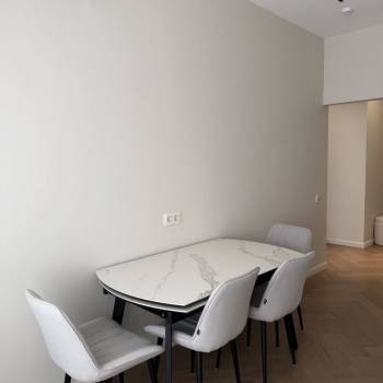 Продается 2-х комнатная квартира, 60 м²