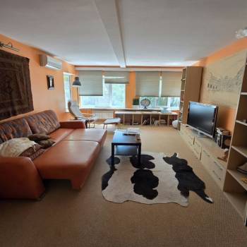 Продается 2-х комнатная квартира, 80,3 м²