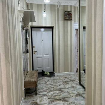 Сдается Многокомнатная квартира, 77 м²