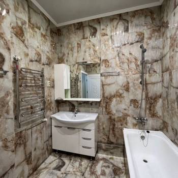 Сдается Многокомнатная квартира, 77 м²
