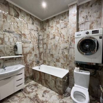 Сдается Многокомнатная квартира, 77 м²