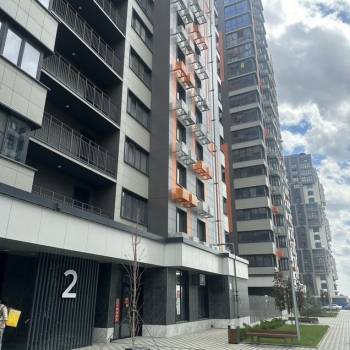 Продается 1-комнатная квартира, 37 м²