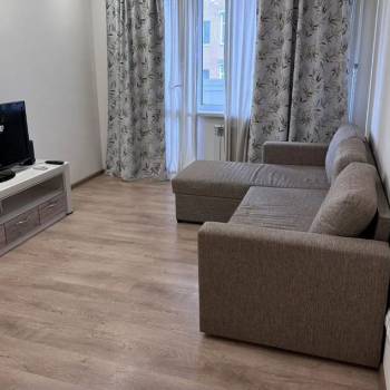Сдается Многокомнатная квартира, 60 м²