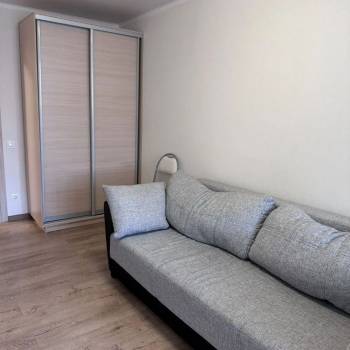 Сдается Многокомнатная квартира, 60 м²
